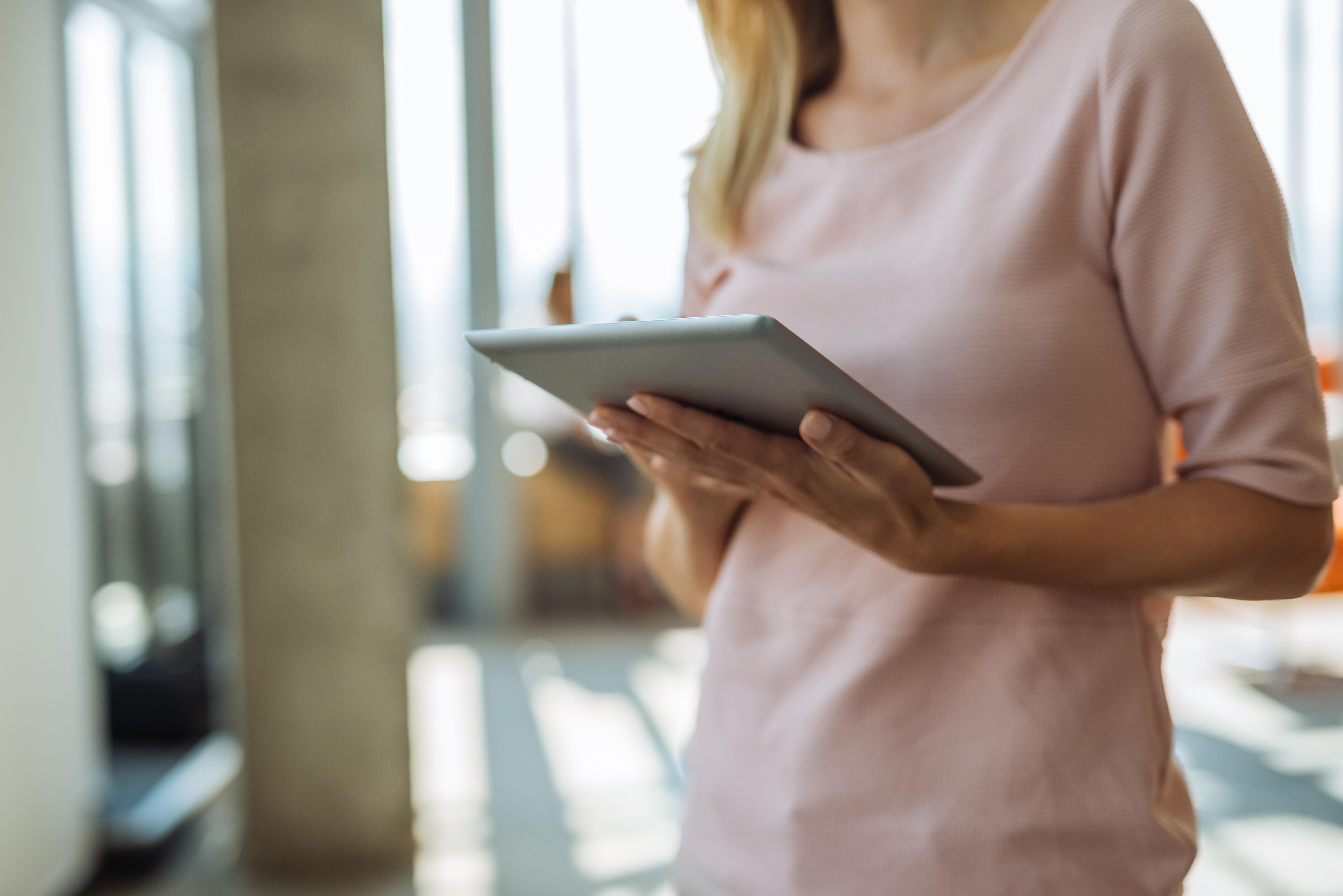 Working On A Tablet 2021 08 27 14 38 13 Utc